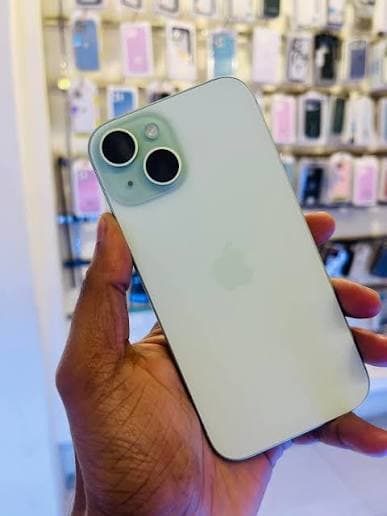 iPhone 15 (Used)